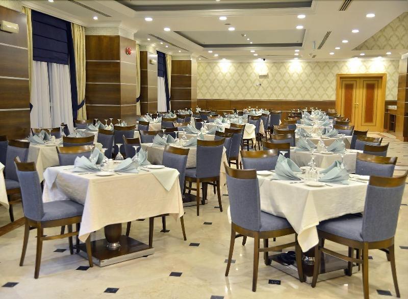 אל-מדינה Nozol Royal Inn Hotel מראה חיצוני תמונה