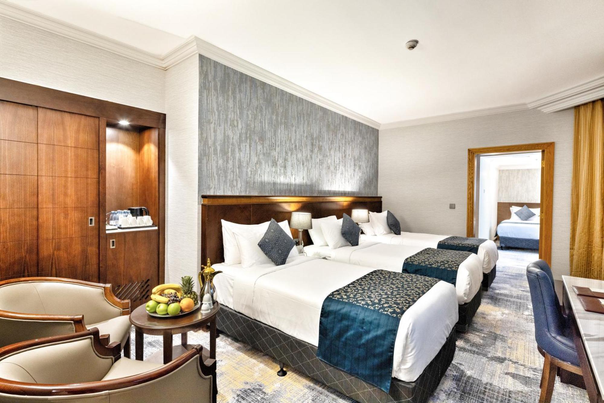אל-מדינה Nozol Royal Inn Hotel מראה חיצוני תמונה