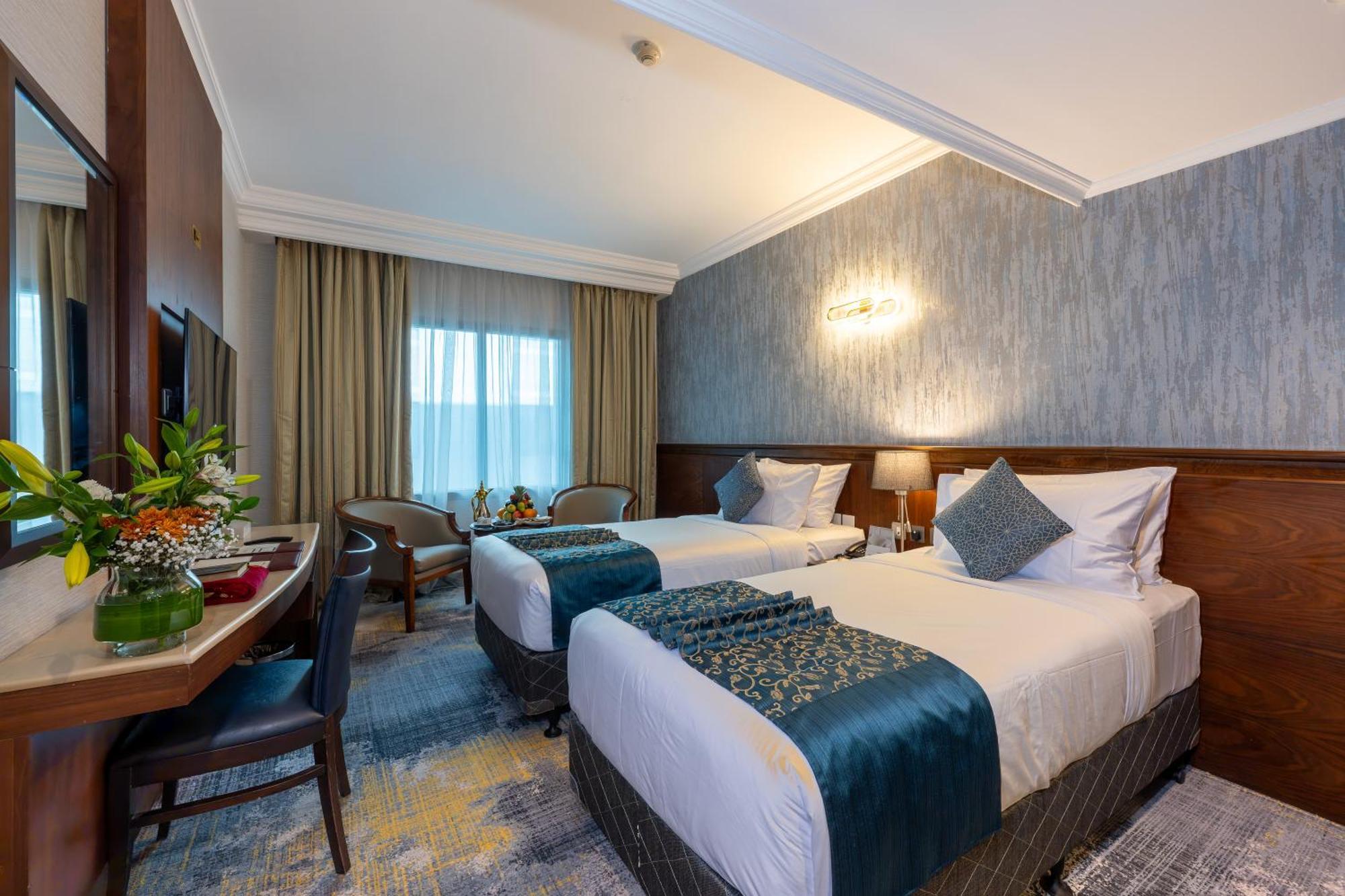 אל-מדינה Nozol Royal Inn Hotel מראה חיצוני תמונה